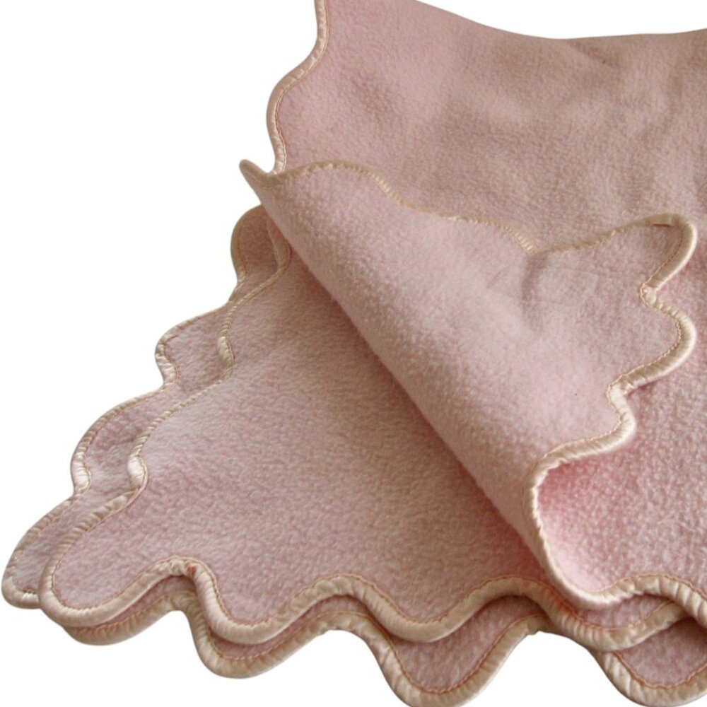 Vintage 60s Quiltex Pink Brushed Baby Blanket w Scalloped Satin Trim USA MADE